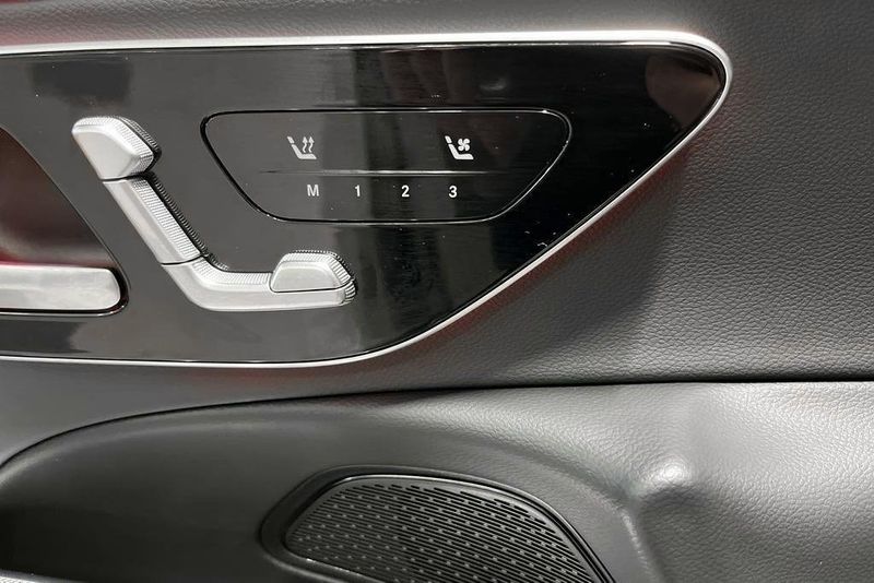 Mercedes E300 bild 14