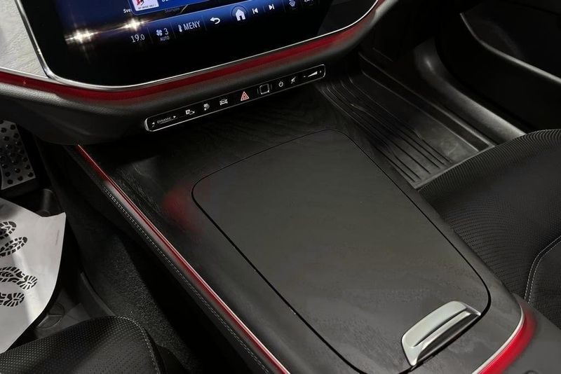 Mercedes E300 bild 13