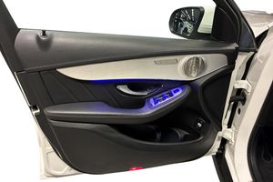 Mercedes GLC220 bild 13