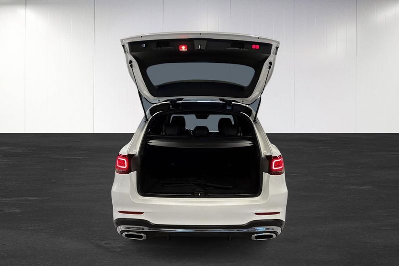 Mercedes GLC220 bild 23
