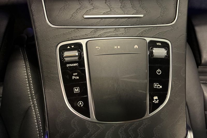 Mercedes GLC220 bild 20