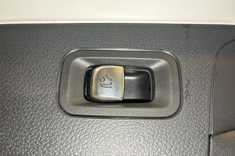 Mercedes GLC220 bild 22