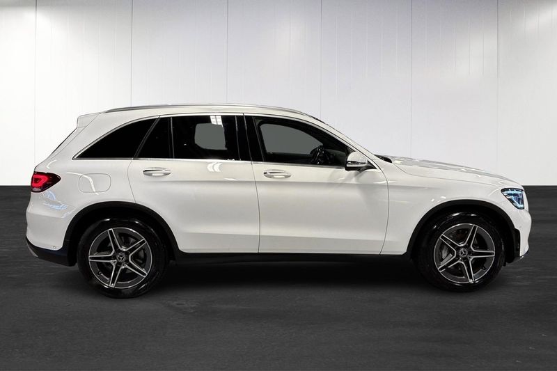 Mercedes GLC220 bild 8