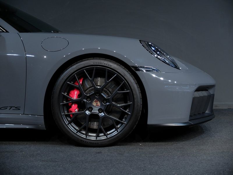 Porsche 992 bild 4