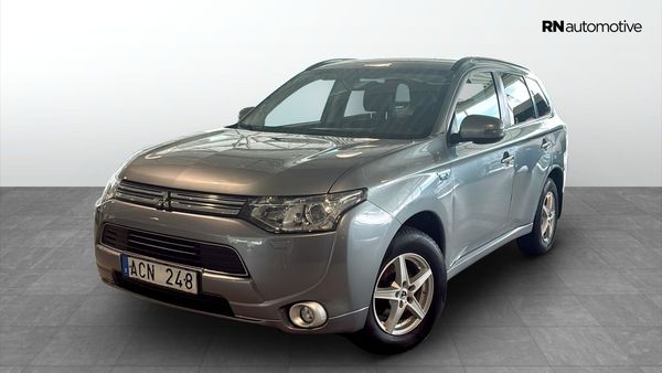 Mitsubishi Outlander 2.0 Plug-in Hybrid 4WD - 2014