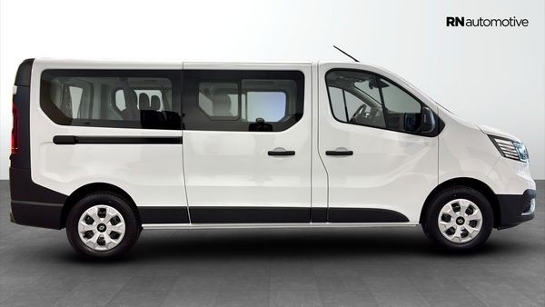 Renault Trafic PASSENGER | OMGÅENDE LEVERANS | 9-SITSIG | 150 hk AUTOM - 2025