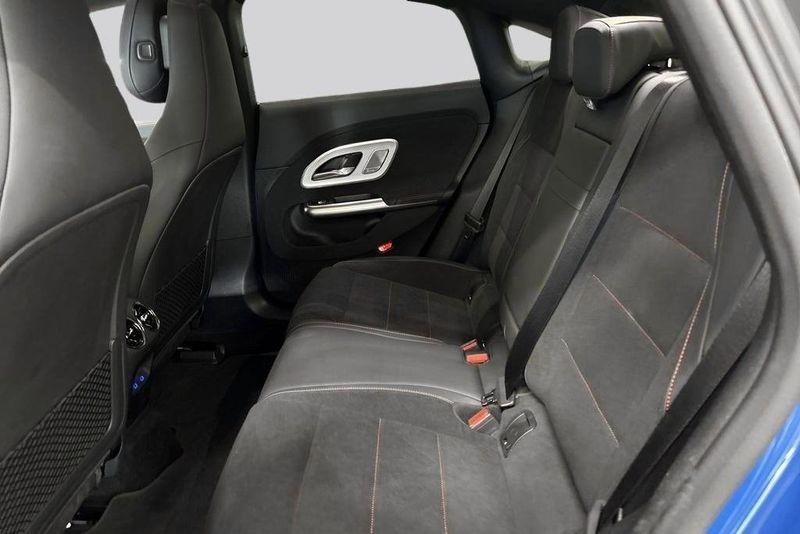 Mercedes CLA350 bild 9