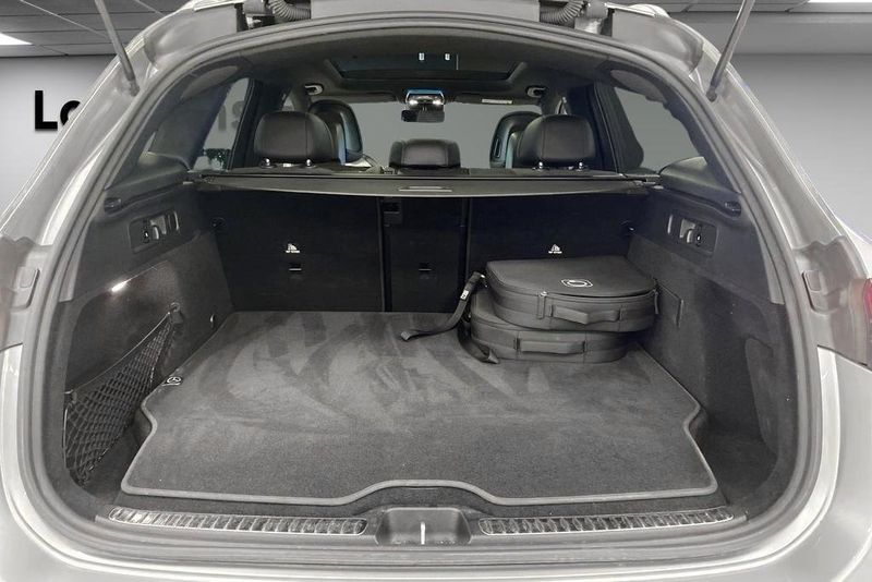 Mercedes GLC300 bild 14