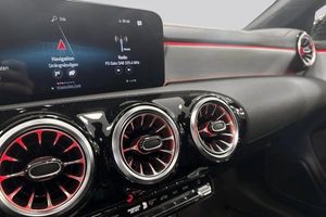 Mercedes CLA200 bild 13