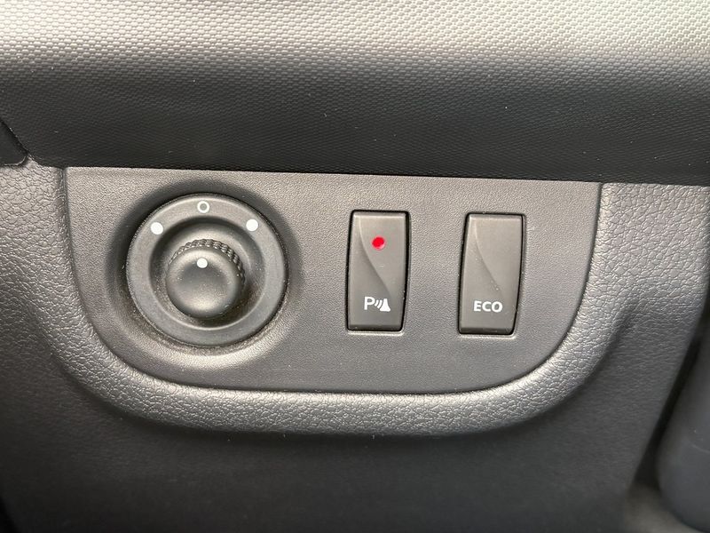 Dacia Logan bild 24