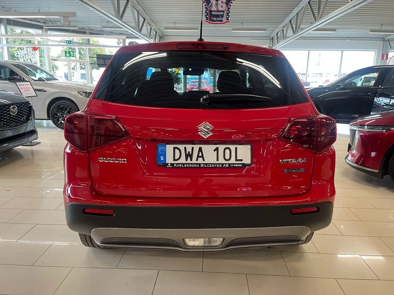Vehicle image 4