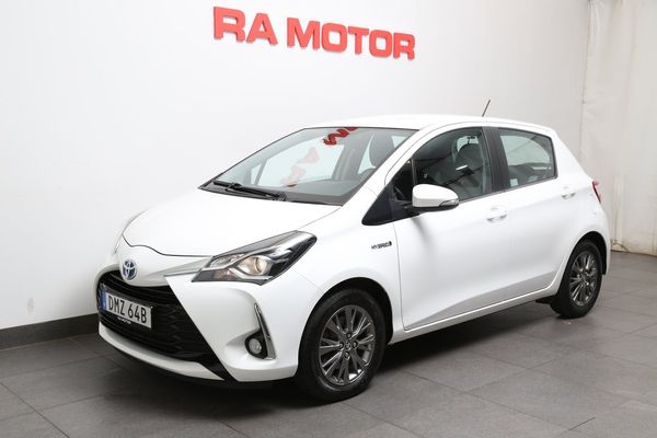 Toyota Yaris 1,5 Hybrid e-CVT Active Aut 5d Motorvärmare - 2020