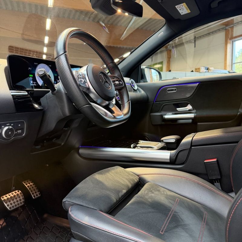 Mercedes GLA250 bild 8