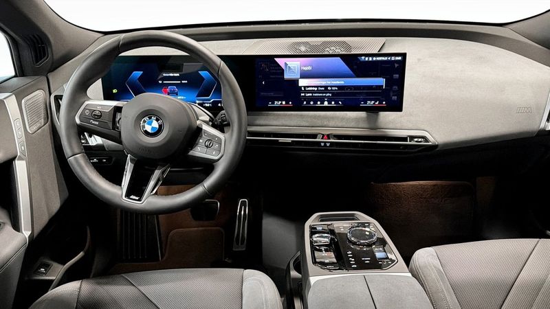 BMW iX bild 4