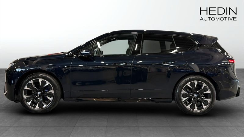 BMW iX bild 6