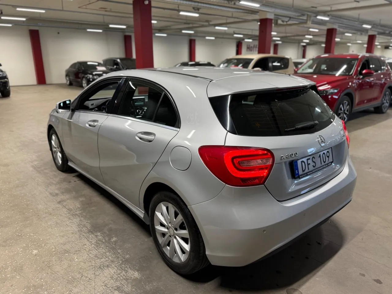 Vehicle image 4