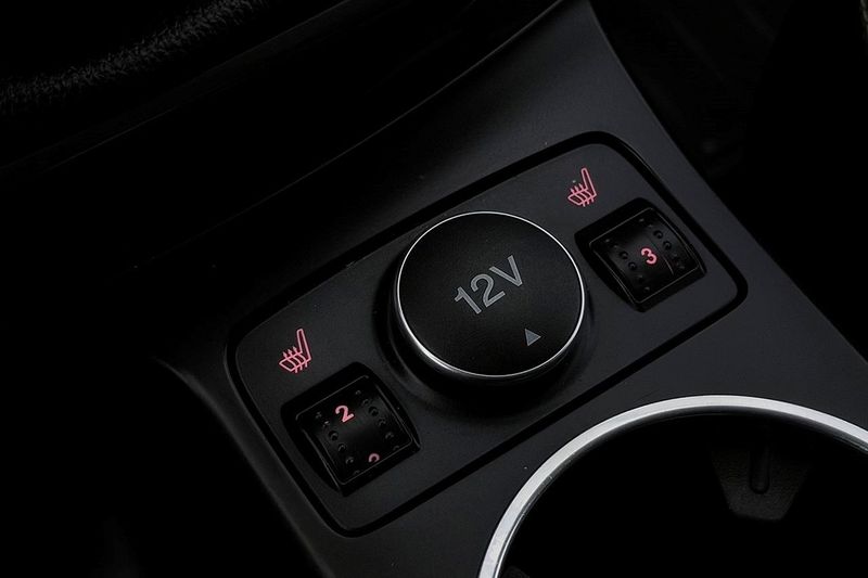 Ford Kuga bild 25