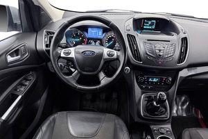 Ford Kuga bild 17