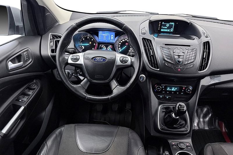 Ford Kuga bild 17