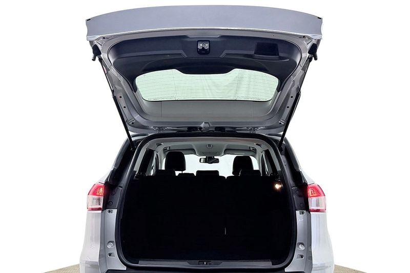Ford Kuga bild 28