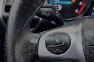 Ford Kuga bild 18