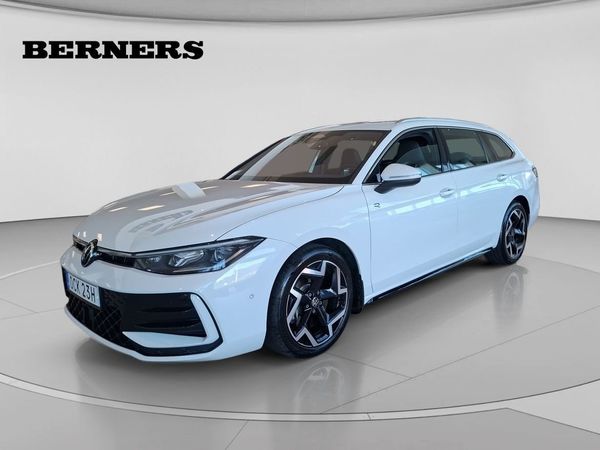 Volkswagen Passat 2.0 TDI 4Motion DSG 193hK,R-Line/Drag/V... - 2025
