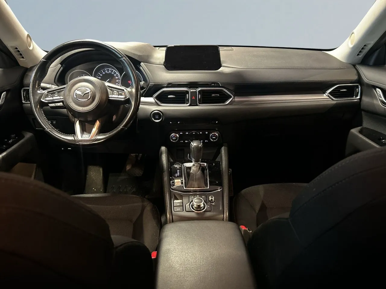 Vehicle image 7