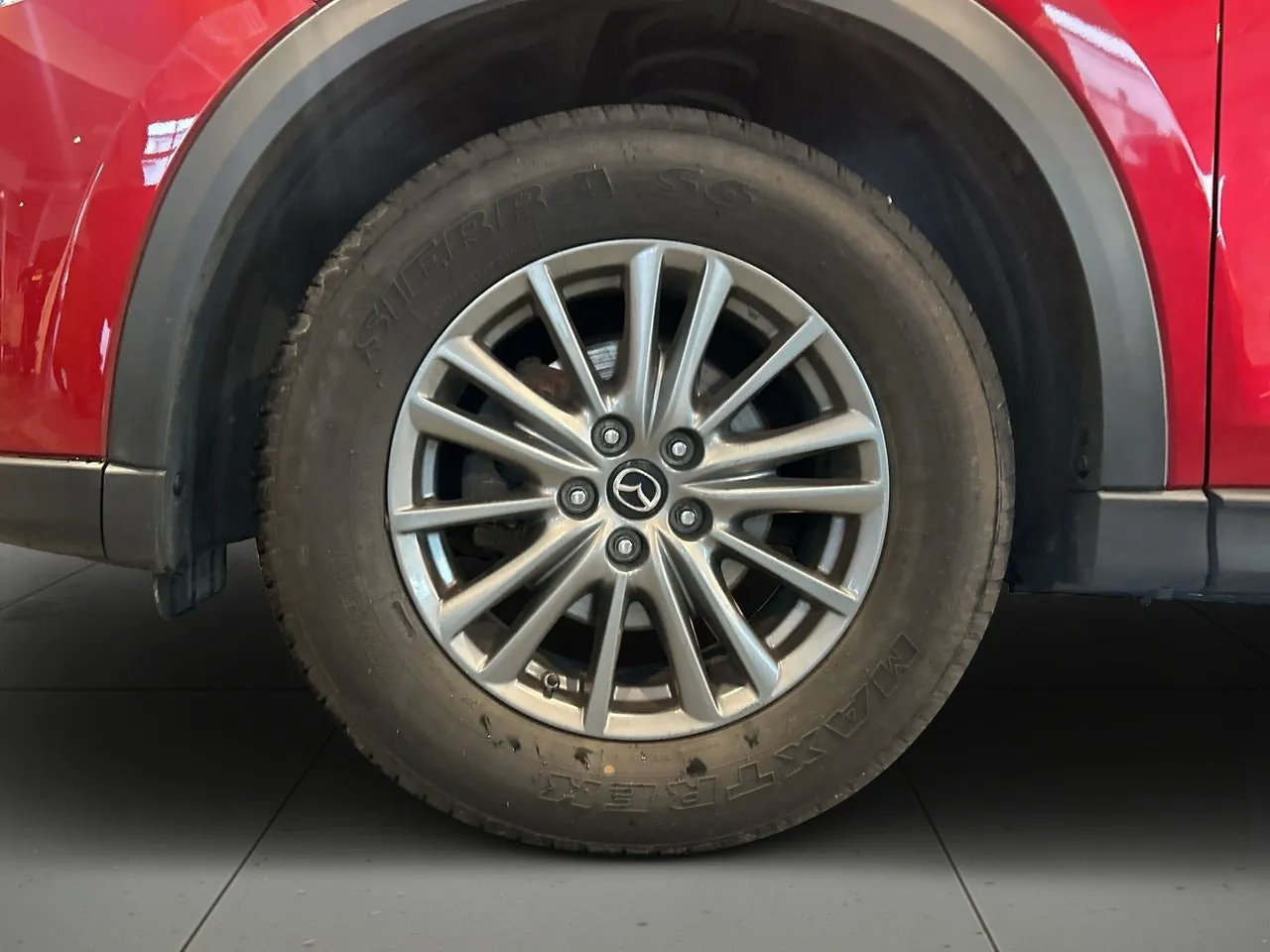 Vehicle image 13