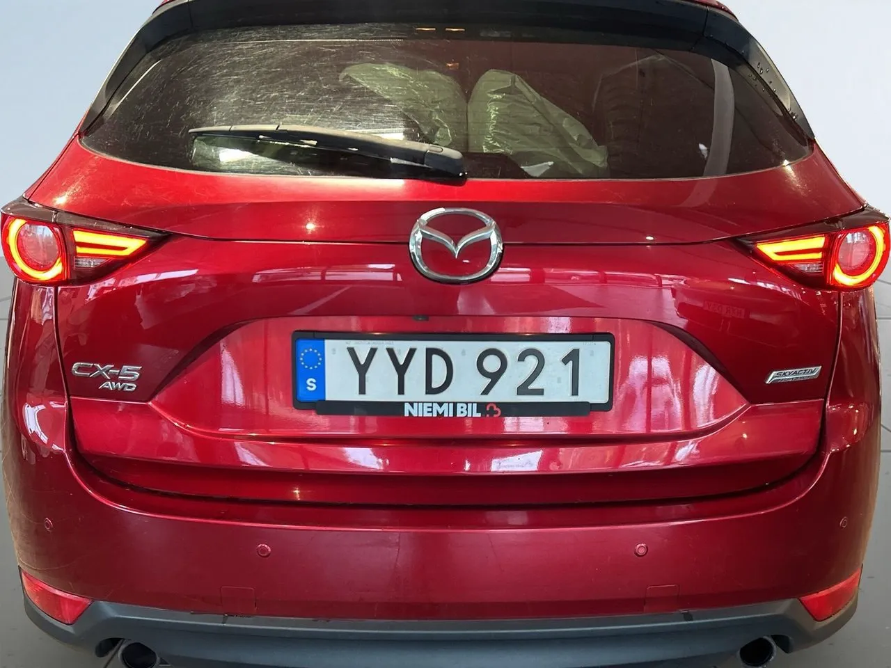 Vehicle image 11