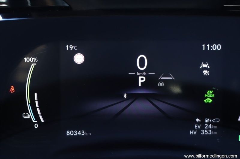 Lexus NX bild 9