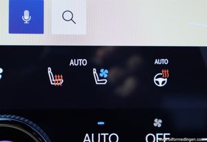 Lexus NX bild 10
