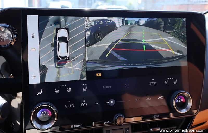 Lexus NX bild 12