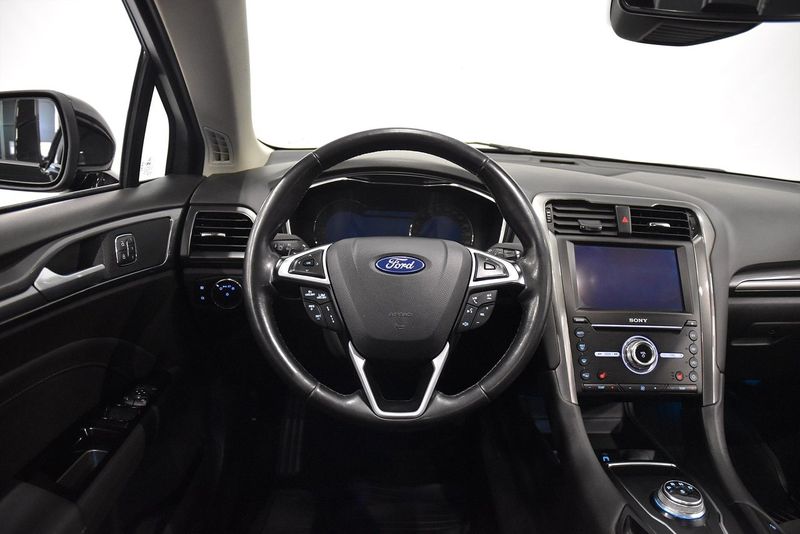 Ford Mondeo bild 2