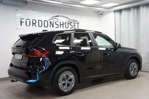 BMW iX1 bild 5
