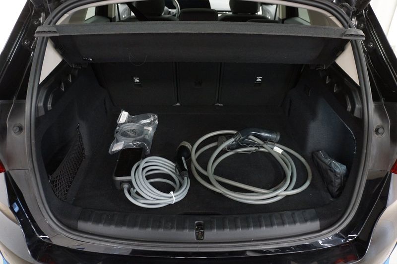 BMW iX1 bild 14