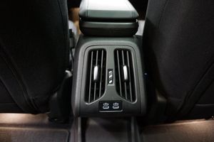 BMW iX1 bild 15