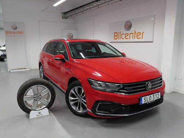 Volkswagen Passat GTE 1.4 TSI V-Däck ingår Cockpit-Pano-Kamera-Värmare-Na - 2021