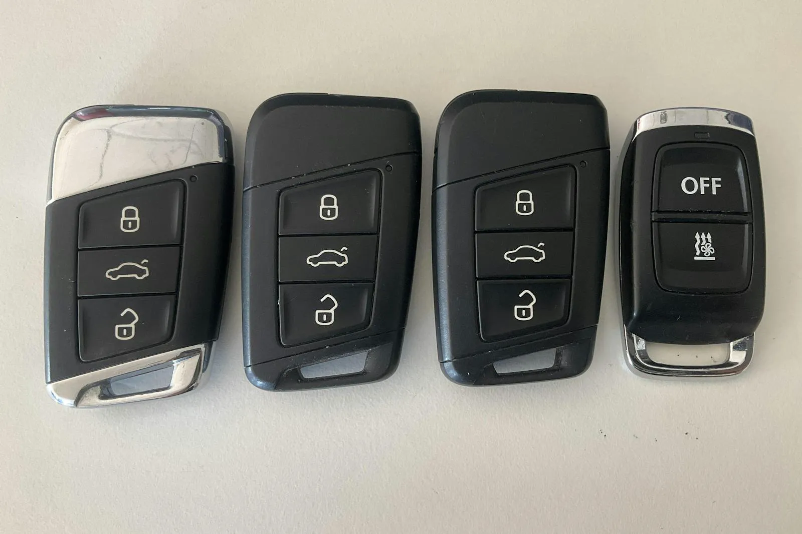 Vehicle image 20