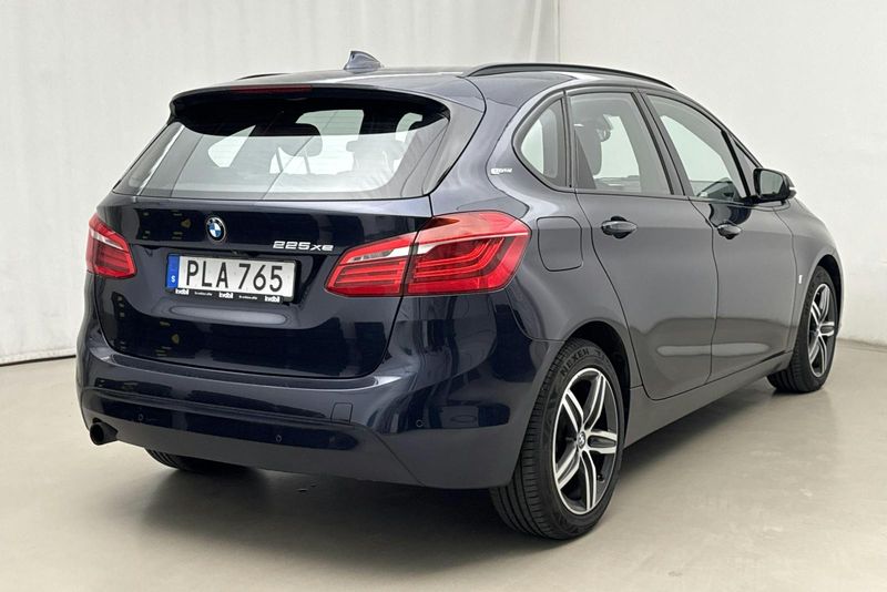 BMW 225 bild 3