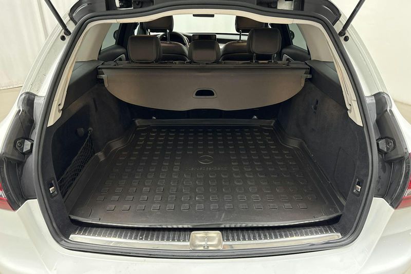 Mercedes C200 bild 9