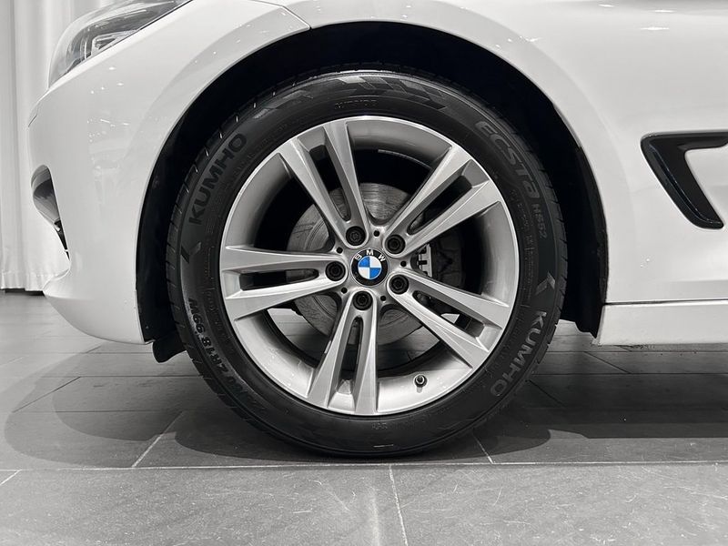 BMW 320 bild 5