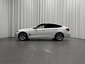 BMW 320 bild 2