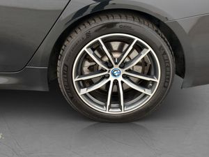 BMW 530 bild 32