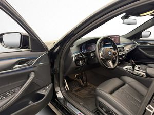 BMW 530 bild 9