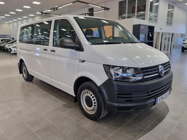 Volkswagen Transporter Caravelle 150 hk 9-sits DSG Värmare Drag Moms - 2016