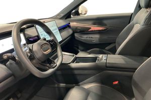 Lynk & Co 08 bild 10