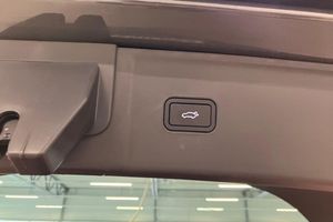 Lynk & Co 08 bild 25