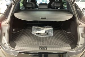 Lynk & Co 08 bild 24