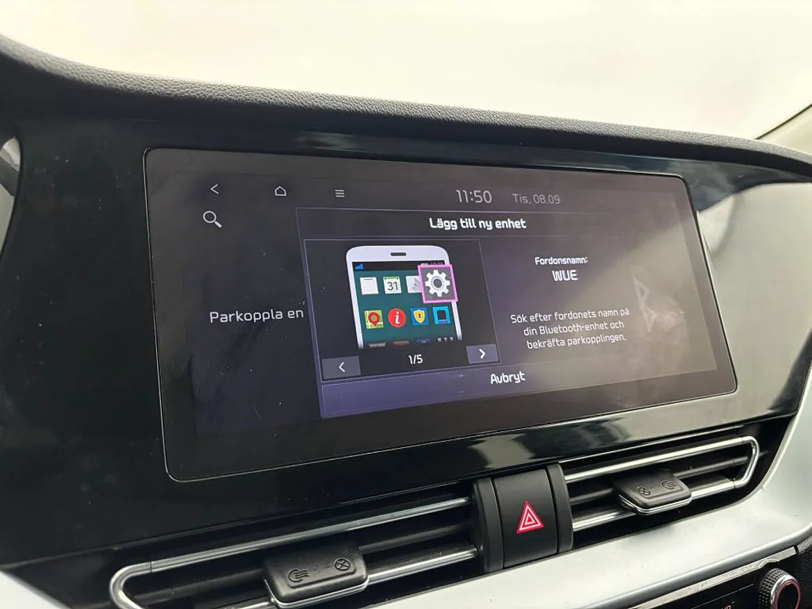 Vehicle image 21