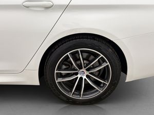 BMW 530 bild 30